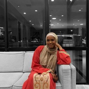 Meet your Posher, Alaa